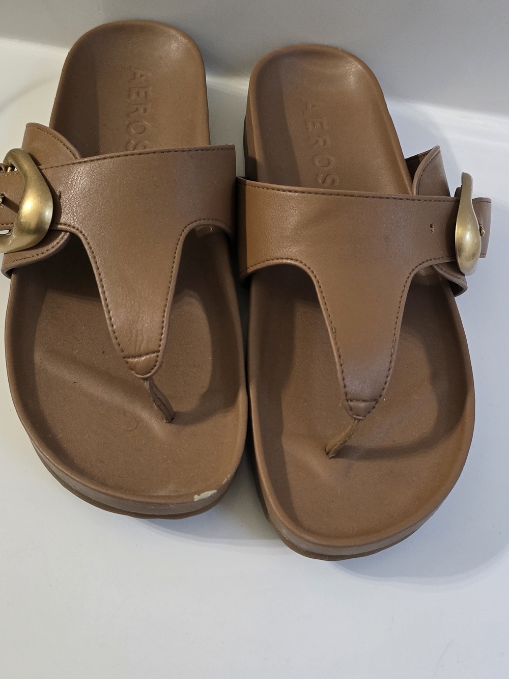 AEROSOLES Tan Leather Buckle Thong Slide Sandals
